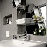 Hotel Zoe By Amano 4*