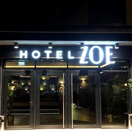 Hotel Zoe By Amano 3*