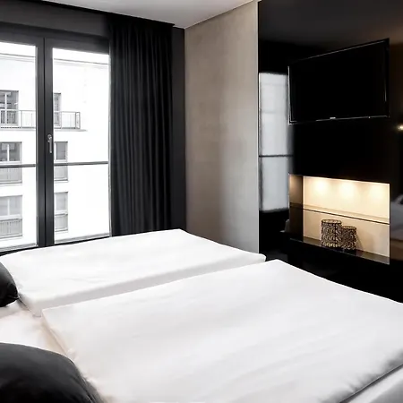 Zoe By Amano Hotel 4*