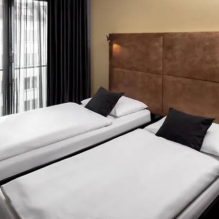 Hotel Zoe By Amano 4*