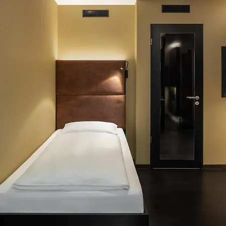 Zoe By Amano Hotel 4*