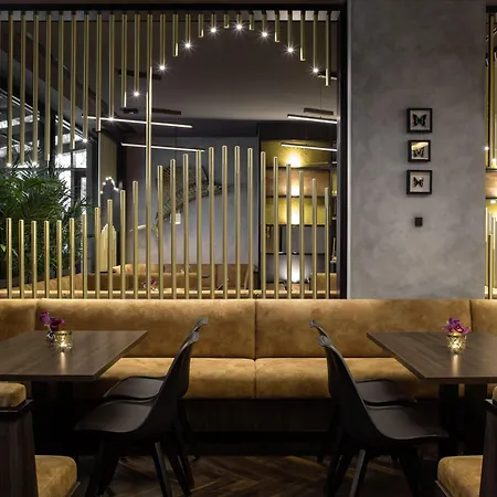 Zoe By Amano Hotel 4*